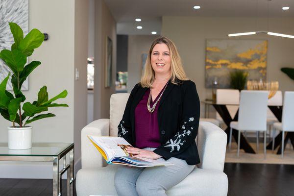 E Vesely Staging and Design