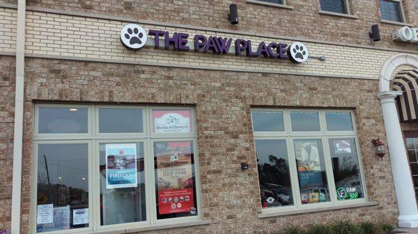 The outside of The Paw Place!