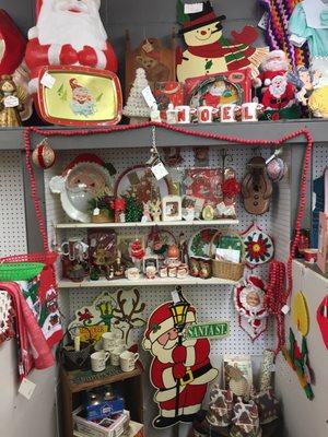 Bittersweet & Barbed Wire Vintage & Antiques