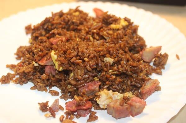 The pork fried rice was delicious, and it had a good egg, pork and rice ration. Note the lack of veggies? That's how I order it...no veggies