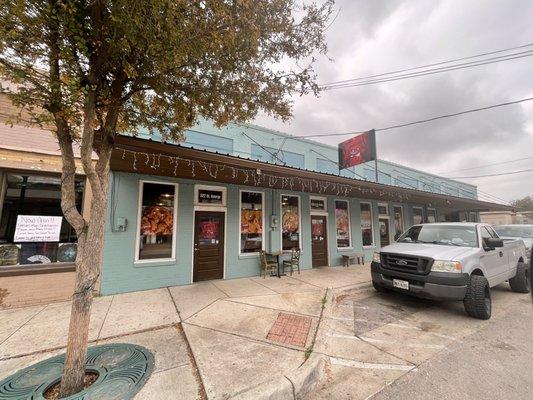 Outside Smoking Crab & Seafood Co.