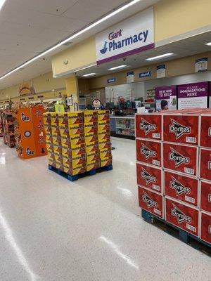 Giant Discount Drug