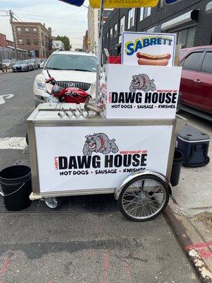 Larry’s Dawg House