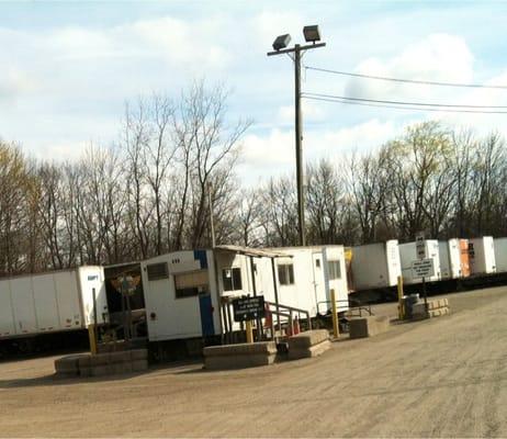 Quick security guard service for drop and hooks. If you are late for a live load you will never leave. Ninja cops nearby!