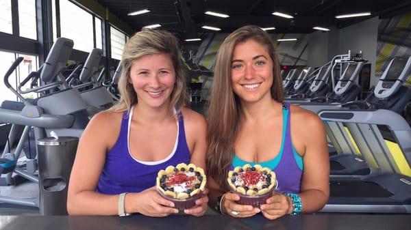 My friend Amy and I enjoying an acai bowl
