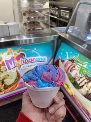 Bubble gum ice cream (one scoop!)