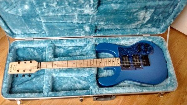BG14 series guitar in Lake Placid blue