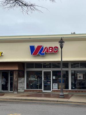 Virginia ABC Store, 9502 Chamberlayne Rd, Mechanicsville, VA 23116, US ...