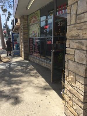 They carry a wide variety of natural products. Diet pills and teas. Remedies for pain.