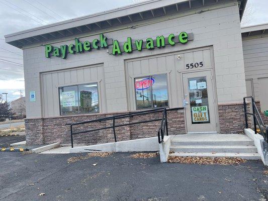 Paycheck Advance at 5505 Sun Valley Blvd in Sun Valley, NV