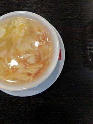 Egg drop soup. Good taste. Not bland at all. Very decent egg drop soup.
