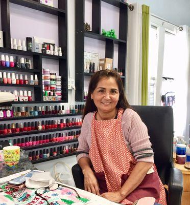 Apple’s Nails & Spa