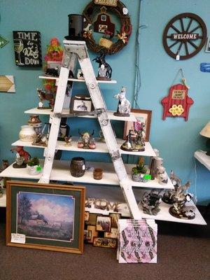 Figurines, pictures, wall decor and other great gift items for your home!
