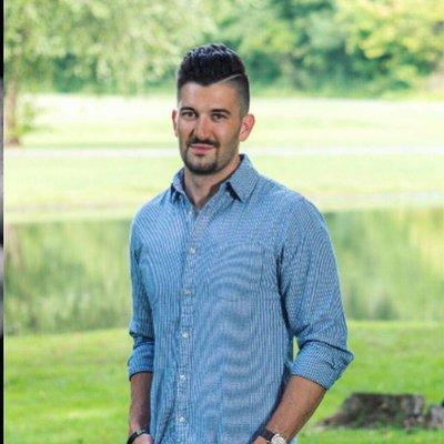 Nutritionist Austin, CEO of NutriFitt smiling for the camera!