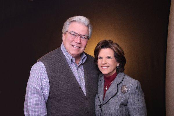 Becky and Wes Johnson
Spouses Selling Houses LLC.