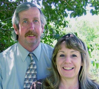 Mike and Lu Syrett Century 21 Lois Lauer Realty