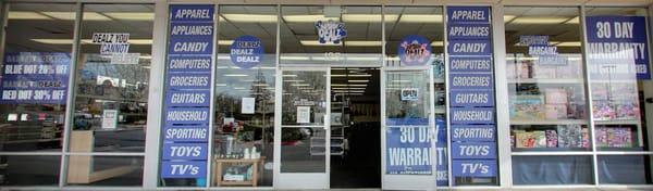 Store Front of Bargains "N" Dealz