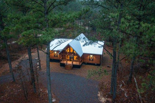 Come visit the Modern Farmhouse Cabin in Hochatown, Oklahoma.
