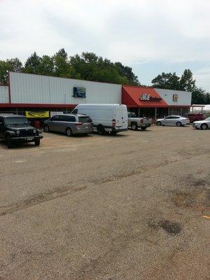 Bailey's Ace Hardware