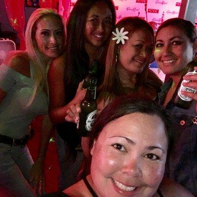 Getting our drank on #cheering