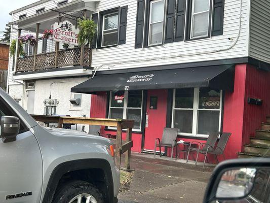 Groff's Tavern
