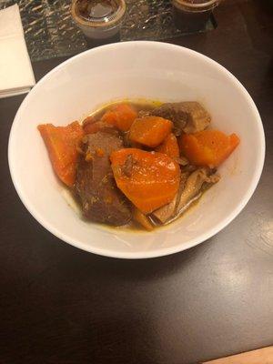 beefstew meat in a large order... SMH HELLA CARROTS.. NEVER ORDERING THIS AGAIN.