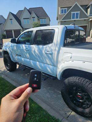 Leo locksmith services