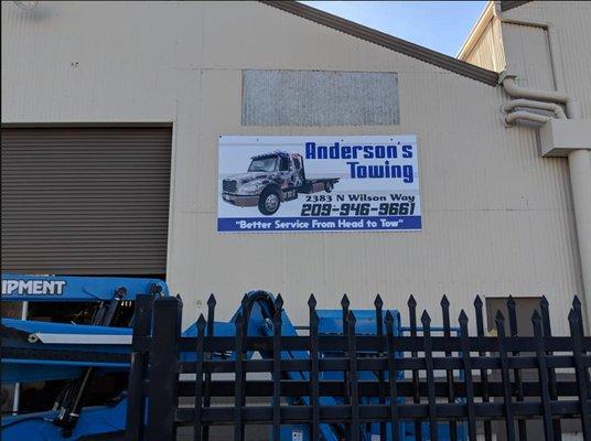 U-Haul Neighborhood Dealer