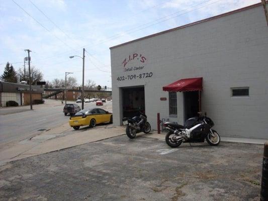 Z.I.P.'s Detail Center