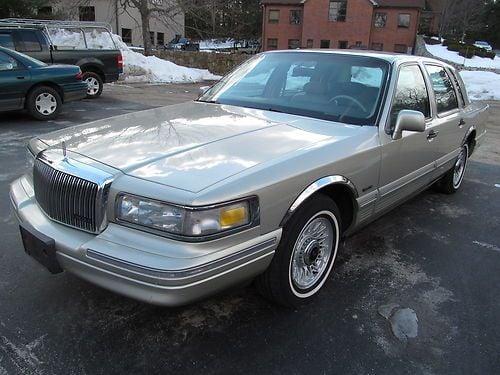 Luxury Lincoln Town Car