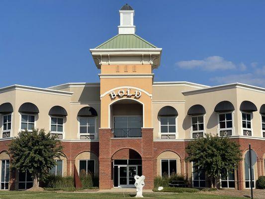 Visit us at:
The Bold Building
50101 Governors Drive
Chapel Hill, NC 27517
Located across the street from the beautiful Governors Club!