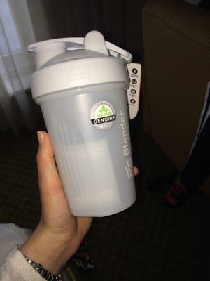 20 oz original Blender Bottle.
