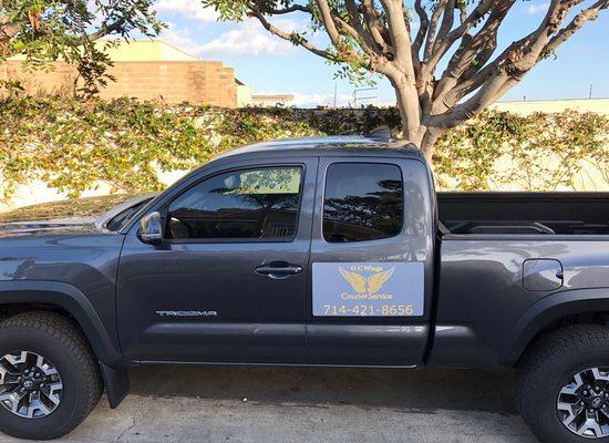 O C Wings Courier Service