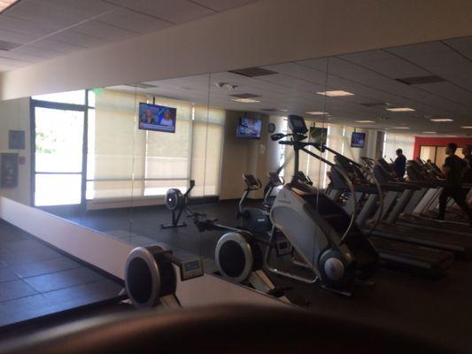 Clean empty gym. Love it