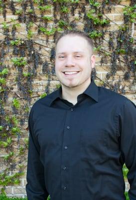 THE DEEP TISSUE SPECIALIST