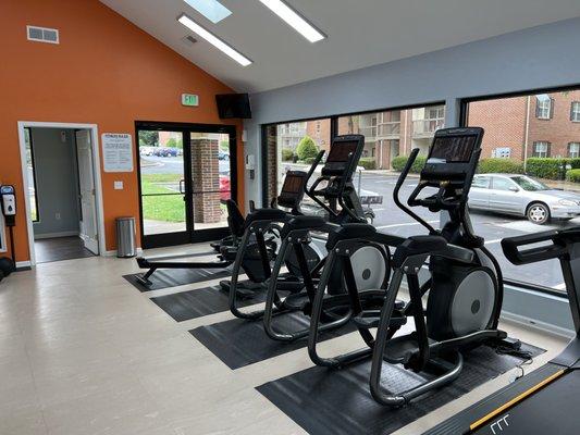 Deep River Pointe Apartments | High Point, NC