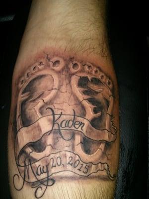 Realistic baby feet by me paul henderson 585-309-4503