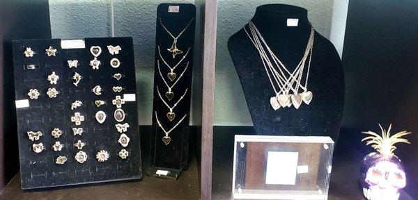 Mood rings and locket mood necklaces