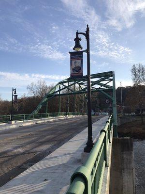 Red Tail Sign & Graphics