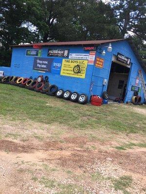 New and use tires small and 18 wheeler tires also
Oil change
Brakes