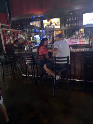 4 people at bar but our table gets drinks every 25 minutes