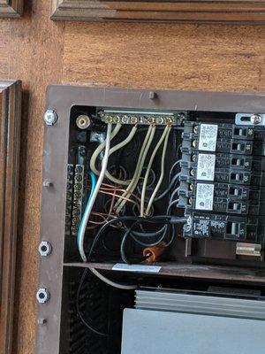 Distribution Power Center