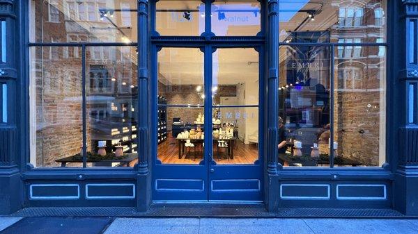 Embri Candle Co. Exterior