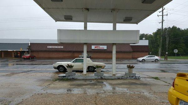 Deatley Service Center