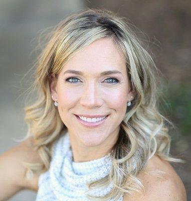 Chelsea Knight Broker