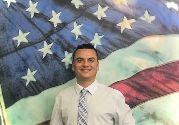 Quiere comprar, vender, rentar o invertir en bienes raíces, yo lo puedo ayudar. You want buy, sell, rent o invert in real estate, call me!