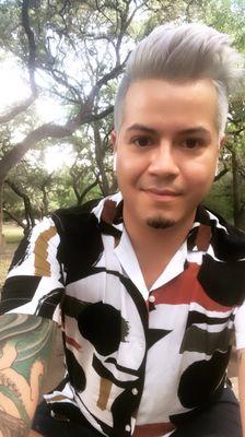 Loving my silver hair by @MVegaCosmetologist