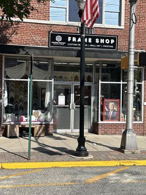 Supports sexually abusive, convicted felons.