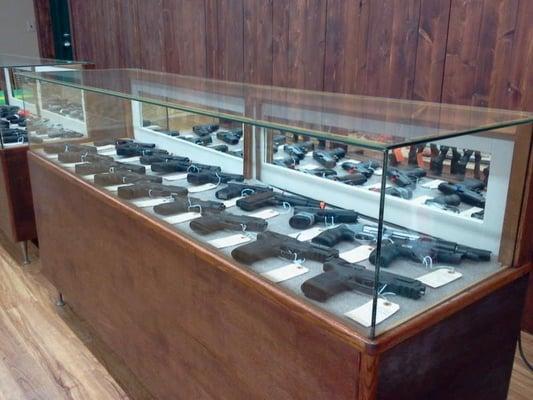 Red Arrow Guns