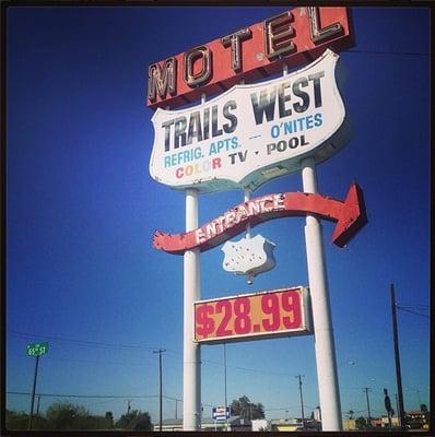 Trails West Motel